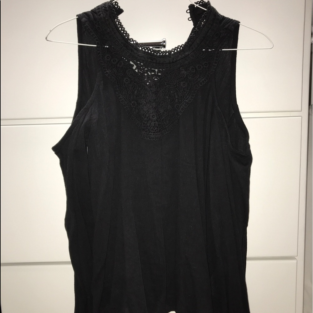 hollister long sleeve cold shoulder shirt